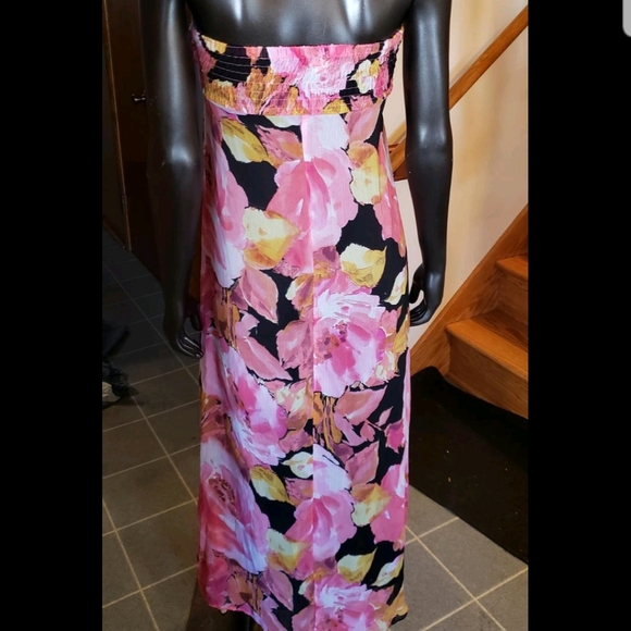 Full length floral dress (sold) - Picture 2 of 3